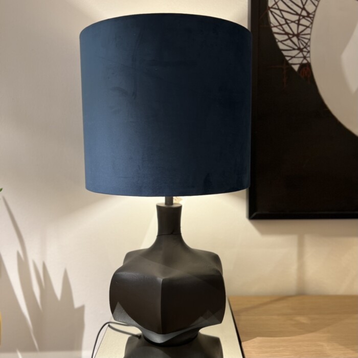 Lampada nera mat in metallo