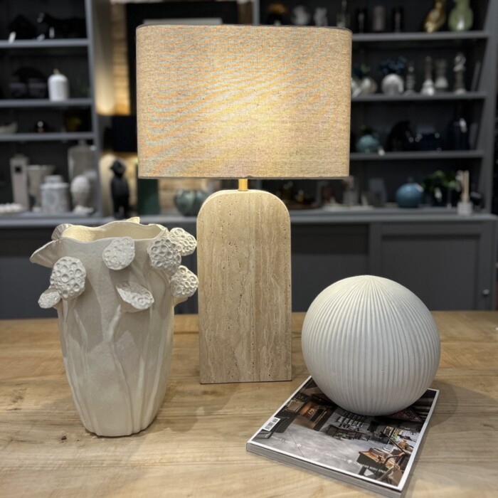 Lampada in travertino con paralume - immagine 2