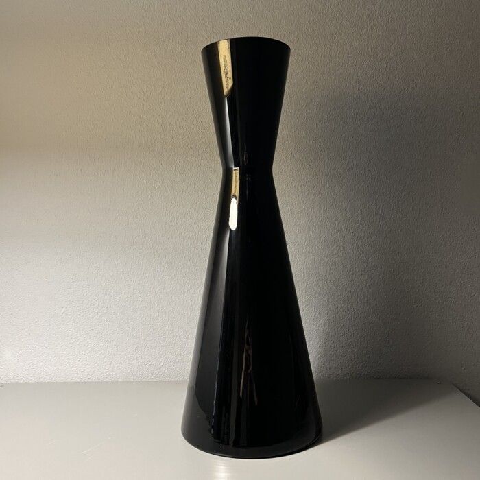 Vaso nero alto in vetro
